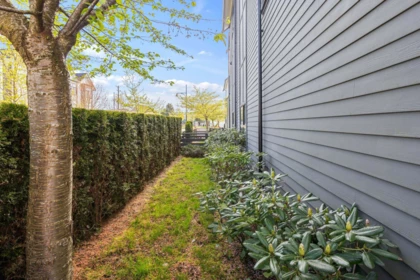 Backyard Photo of 102 17568 57a Avenue, Surrey, BC