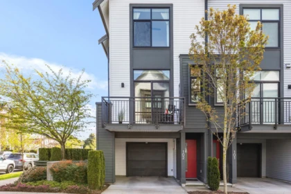 102 17568 57a Avenue, Surrey, BC, Surrey — Townhouse for sale