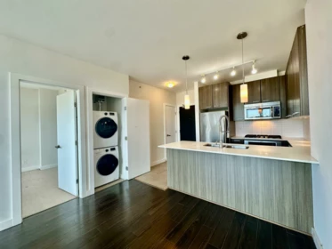 Kitchen Photo of 1708 2955 Atlantic Avenue, Coquitlam, BC