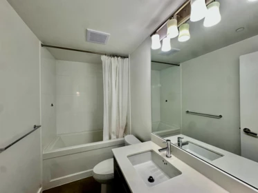 Powder Room Photo of 1708 2955 Atlantic Avenue, Coquitlam, BC