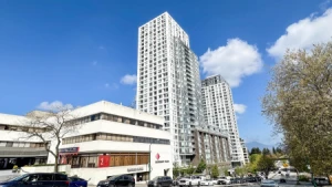 2703 5665 Boundary Road, Vancouver, BC