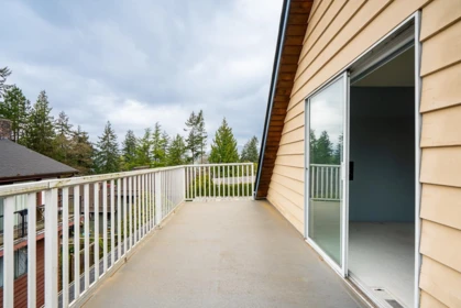 Front Yard Photo of 605 Waterloo Drive, Port Moody, BC