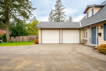 Swimming Pool Photo of 605 Waterloo Drive, Port Moody, BC