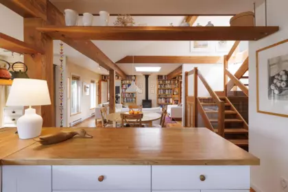Entry Foyer Photo of 234 David Road, Bowen Island, BC