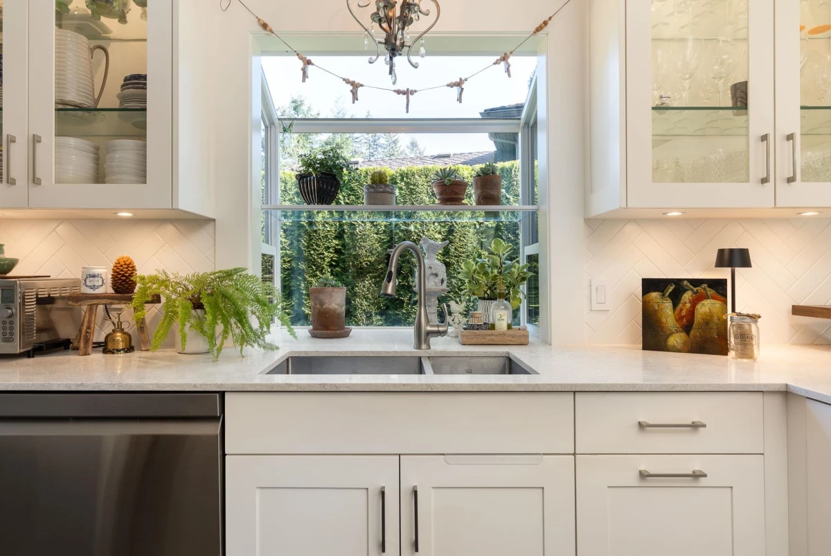 Kitchen Photo of 3665 Rutherford Crescent, North Vancouver, BC