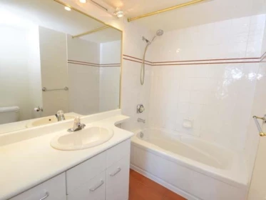 Primary Bathroom Photo of 1510 7380 Elmbridge Way, Richmond, BC