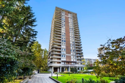 1605 3737 Bartlett Court, Burnaby, BC, Burnaby — Apartment/Condo for sale