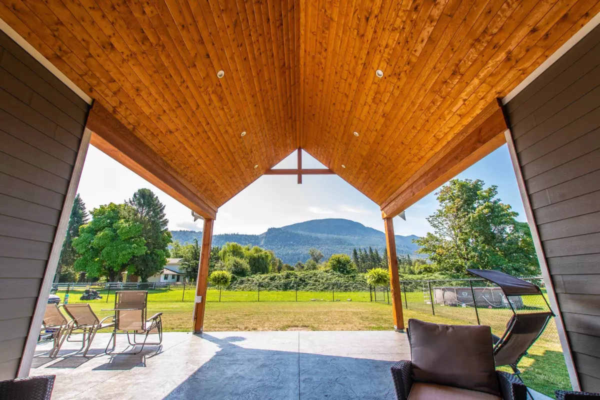 Family Room Photo of 43832 Keith Wilson Road, Chilliwack, BC