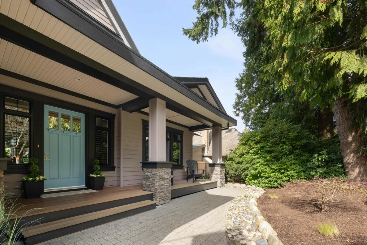 Family Room Photo of 2045 Ocean Forest Drive, Surrey, BC