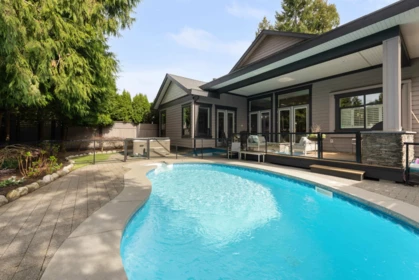 2045 Ocean Forest Drive, Surrey, BC, Surrey — Single Family Residence for sale