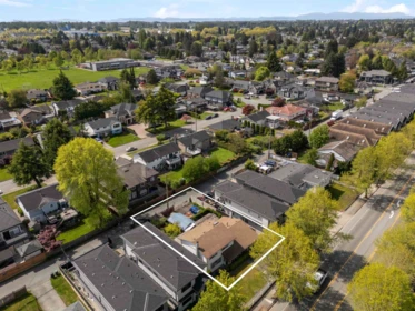 Neighborhood Park Photo Near 11620 Williams Road, Richmond, BC
