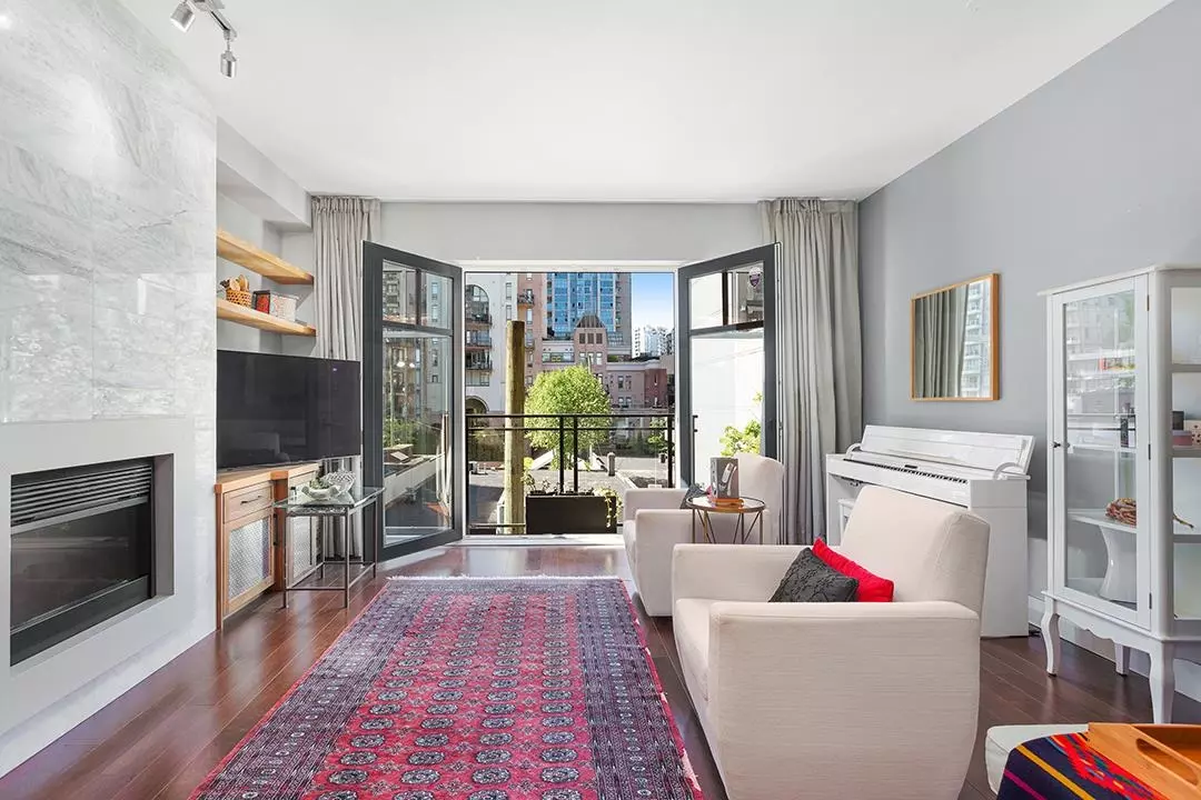 Family Room Photo of 411 1275 Hamilton Street, Vancouver, BC