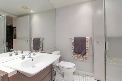 Powder Room Photo of 411 1275 Hamilton Street, Vancouver, BC