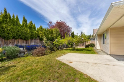 Garden / Landscaping Photo of 5723 Nickerson Road, Sechelt, BC