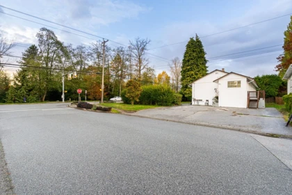 Garden / Landscaping Photo of 11205 78a Avenue, Delta, BC