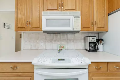 Primary Bedroom Photo of 7055 Kitchener Street, Burnaby, BC