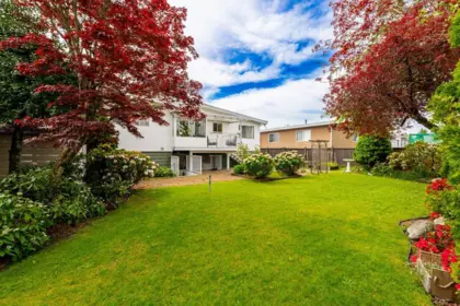 Swimming Pool Photo of 7055 Kitchener Street, Burnaby, BC