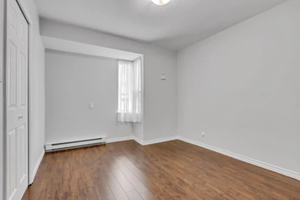 Walk-In Closet Photo of 5 1535 St. Georges Avenue, North Vancouver, BC