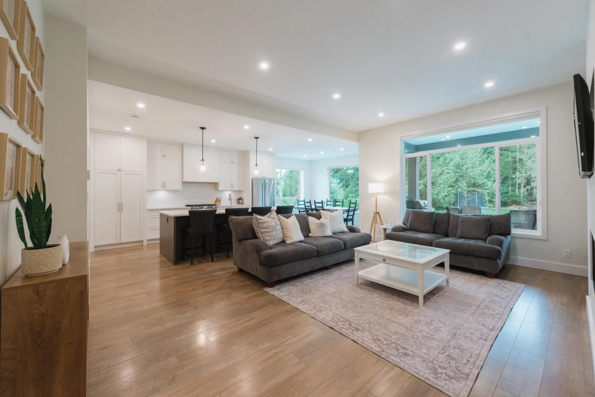 Dining Area Photo of 437 Solaz Place, Gibsons, BC