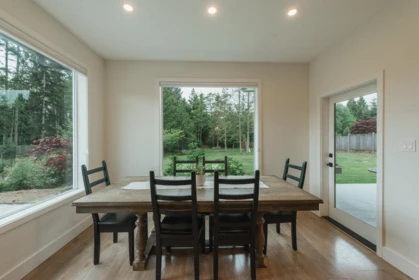 Breakfast Nook Photo of 437 Solaz Place, Gibsons, BC