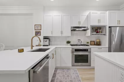 Kitchen Photo of 48 3009 156 Street, Surrey, BC