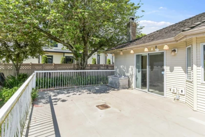 Basement Recreation Room Photo of 14306 72a Avenue, Surrey, BC