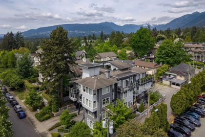 Outdoor Patio Photo of 201 118 W 22nd Street, North Vancouver, BC