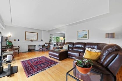 Primary Bedroom Photo of 535 Holdom Avenue, Burnaby, BC