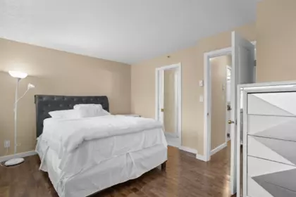 Guest Bathroom Photo of 38 12449 191 Street, Pitt Meadows, BC