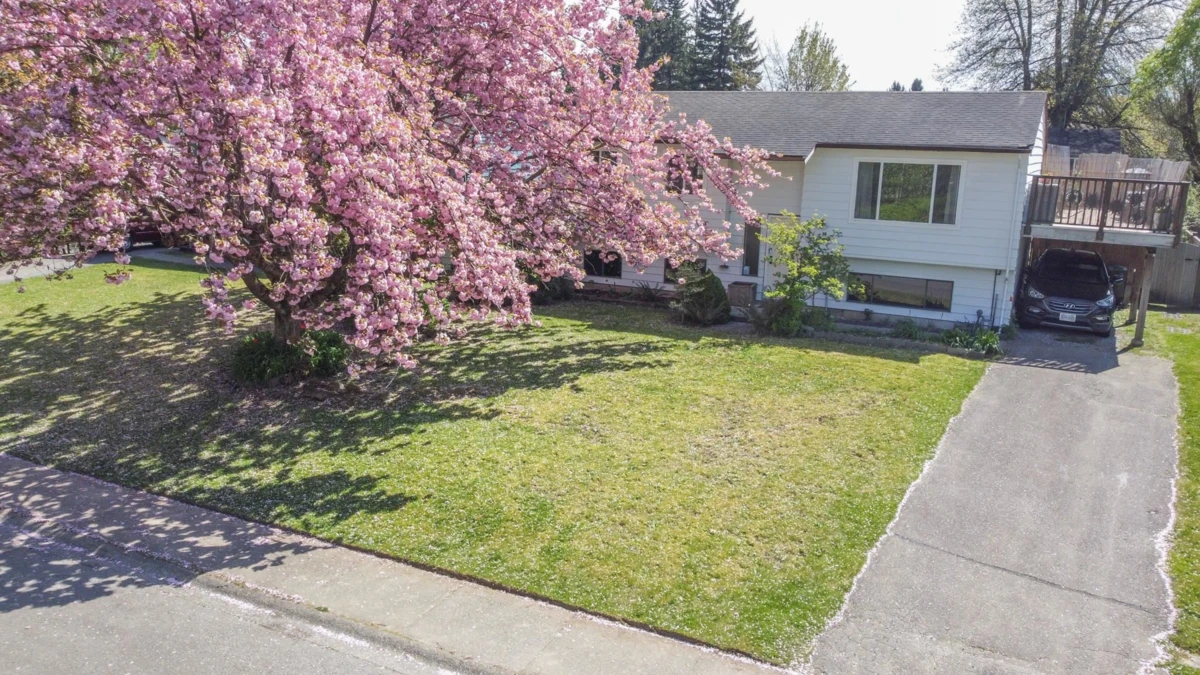 Exterior Rear Photo of 26728 33 Avenue, Langley, BC