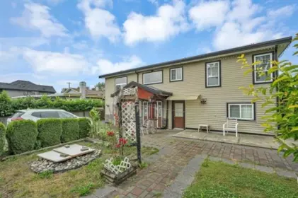 Laundry Room Photo of 14478 88 Avenue, Surrey, BC