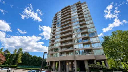 1108 9623 Manchester Drive, Burnaby, BC, Burnaby — Apartment/Condo for sale