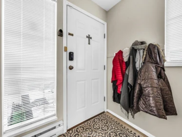 Guest Bathroom Photo of 1 12188 Harris Road, Pitt Meadows, BC