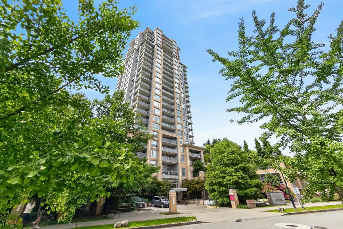Exterior Rear Photo of 908 280 Ross Drive, New Westminster, BC