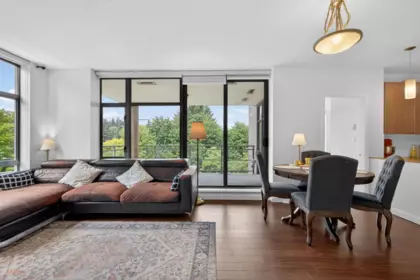 Breakfast Nook Photo of 908 280 Ross Drive, New Westminster, BC
