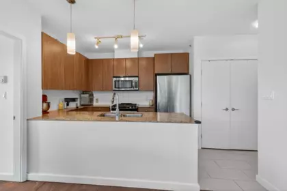 908 280 Ross Drive, New Westminster, BC, New Westminster — Apartment/Condo for sale