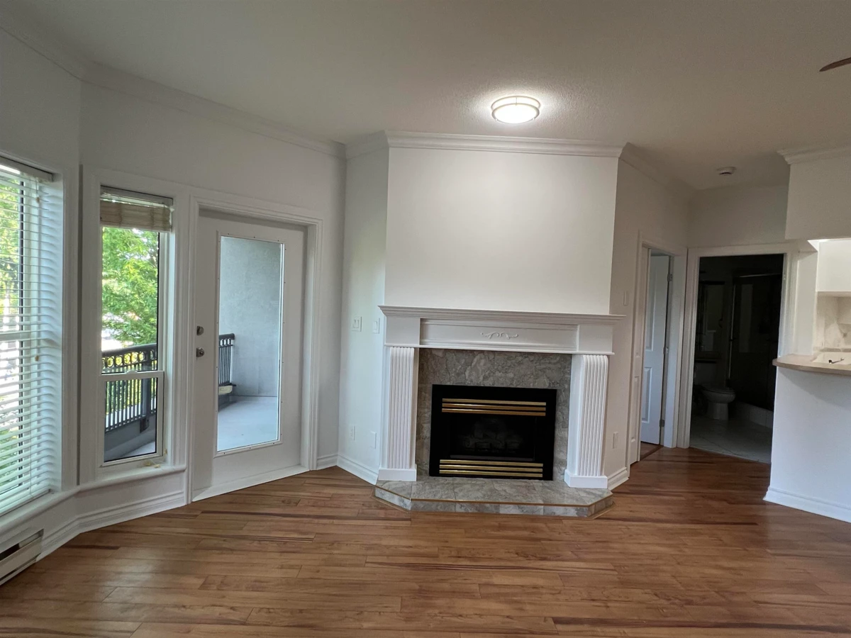 Dining Area Photo of 208 34101 Old Yale Road, Abbotsford, BC