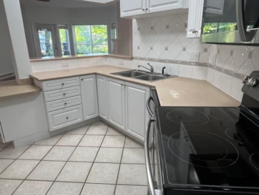 Breakfast Nook Photo of 208 34101 Old Yale Road, Abbotsford, BC