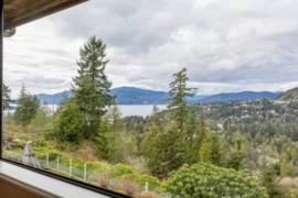 5180 Meadfeild Road, West Vancouver, BC