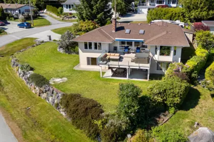 Community Amenities Photo (Clubhouse) of 6540 Jasper Road, Sechelt, BC