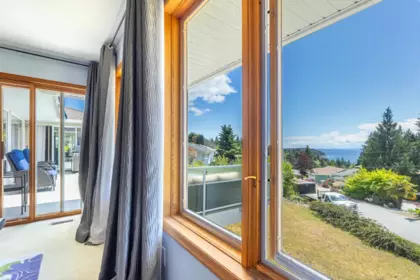 Guest Bathroom Photo of 6540 Jasper Road, Sechelt, BC