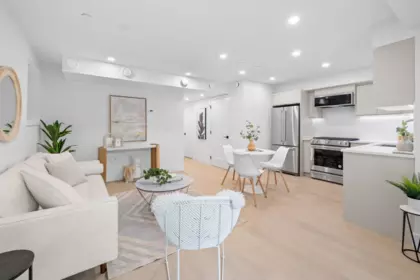 101 2135 E Pender Street, Vancouver, BC, Vancouver — Apartment/Condo for sale