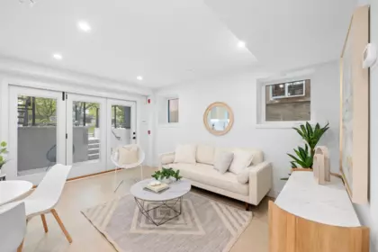 101 2135 E Pender Street, Vancouver, BC, Vancouver — Apartment/Condo for sale