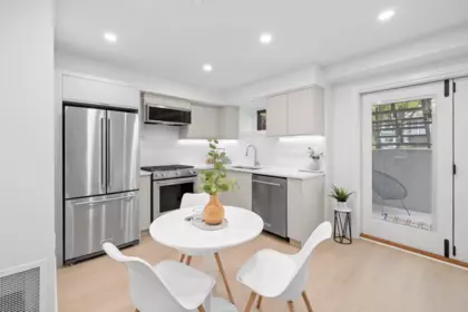 Kitchen Photo of 101 2135 E Pender Street, Vancouver, BC