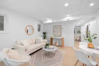 101 2135 E Pender Street, Vancouver, BC, Vancouver — Apartment/Condo for sale