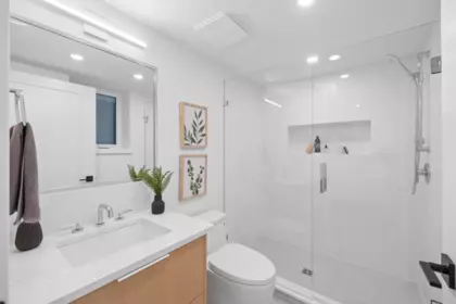 Walk-In Closet Photo of 101 2135 E Pender Street, Vancouver, BC