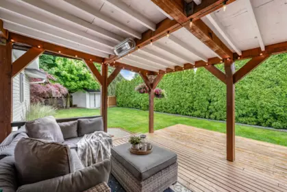 Swimming Pool Photo of 27136 25a Avenue, Langley, BC