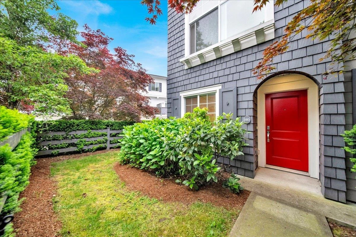Exterior Rear Photo of 105 15340 Guildford Drive, Surrey, BC
