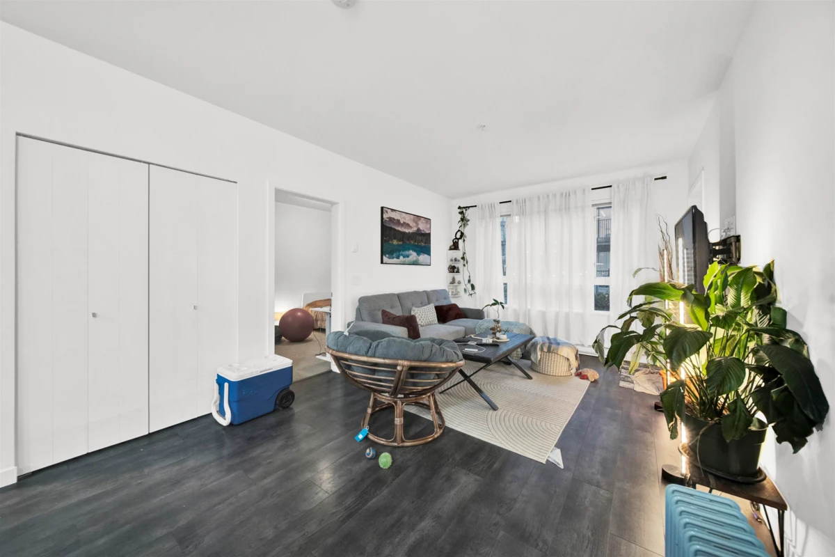 Living Room Photo of 115 13963 105 Boulevard, Surrey, BC