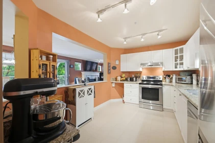 Basement Recreation Room Photo of 119 20894 57 Avenue, Langley, BC